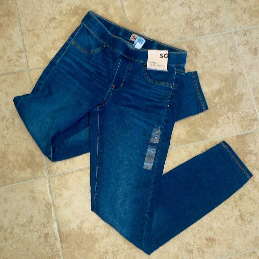 NWT Beautiful Jeggings Teen Juniors Size 14​ - Picture 2 of 5